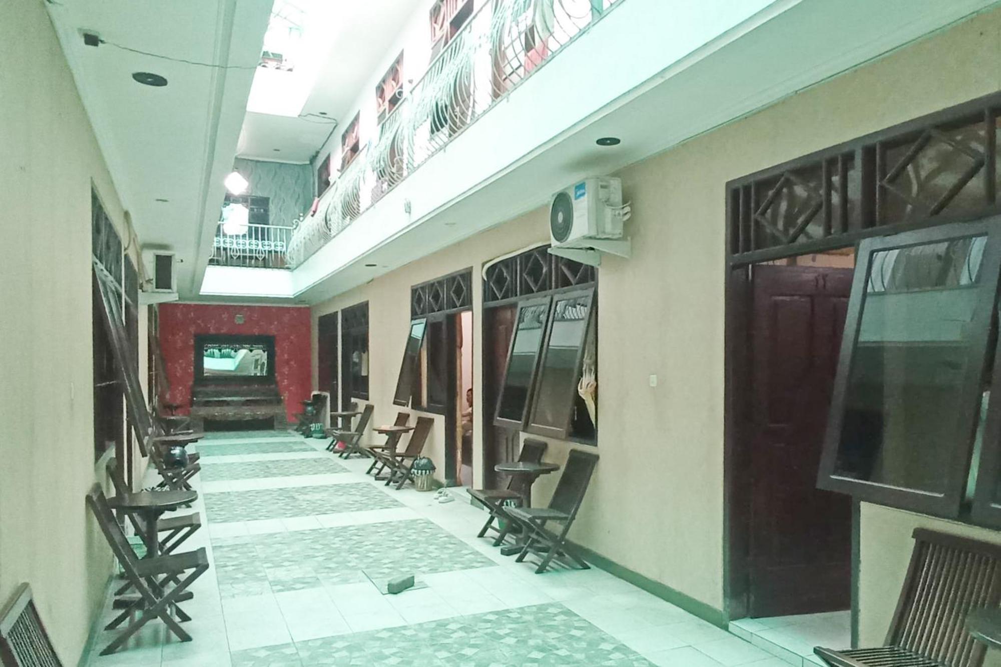 Trihakso Guest House Near Kaliurang Redpartner Слеман Екстериор снимка